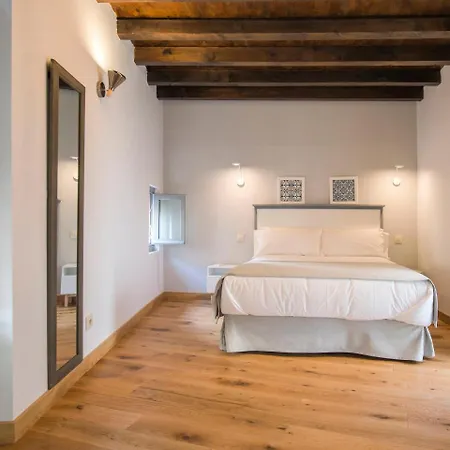 Aldaba アパート *